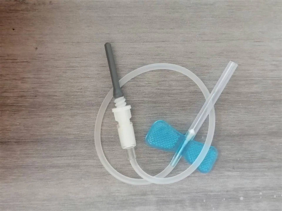 مستهلكات طبية إبرة فراشة معقمة 20 جرام-25G